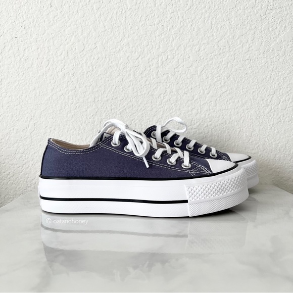 Converse Shoes - Converse Chuck Taylor All Star Lift Platform Sneaker
